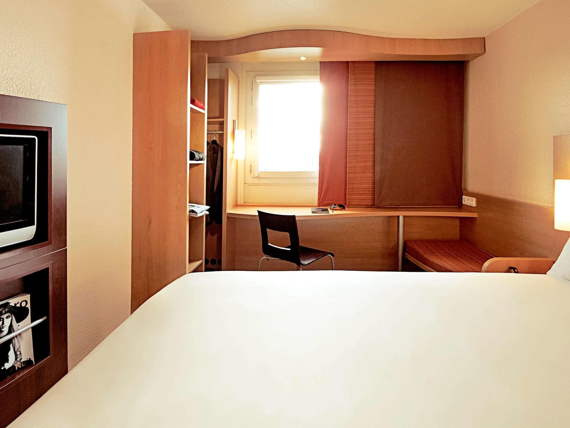 Ibis Grenoble Gare Hotel Екстериор снимка