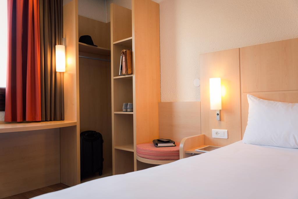 Ibis Grenoble Gare Hotel Екстериор снимка